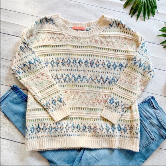 Lulumari Long-Sleeve Crewneck Patterned Sweater - Picture 9 of 9